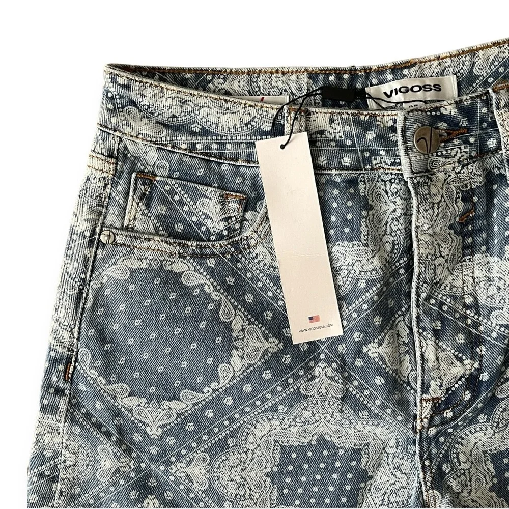 VIGOSS Bandana Print Raw Hem‎ nonstretch cotton Denim Shorts In Light Wash 27 - Picture 3 of 7